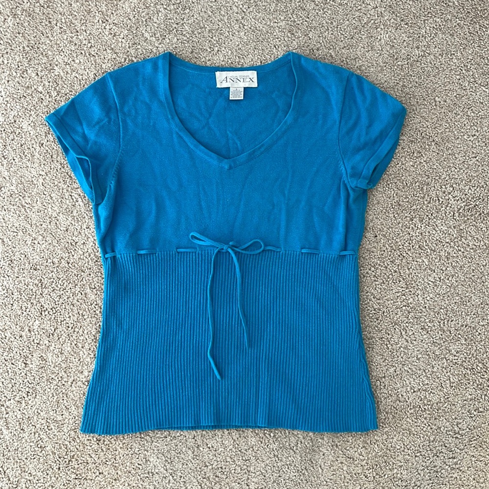 Short Sleeve Sweater with tie waist